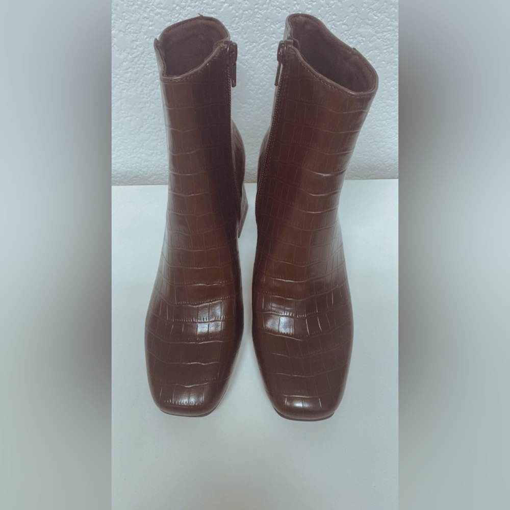 Old Navy Brown Croc-Patterned Heeled Boots